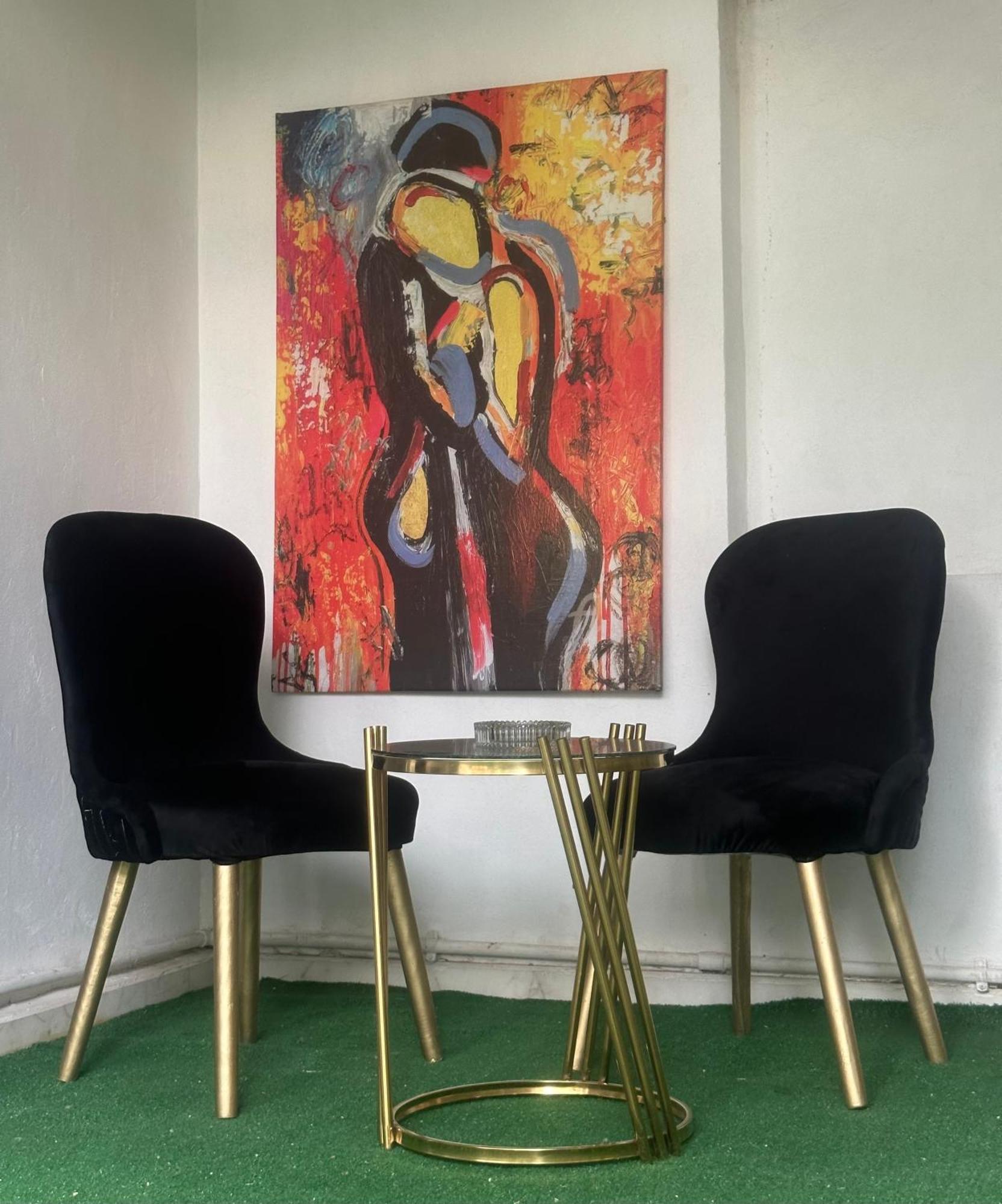 Modern 1-Bedroom Apartment In Zamalek Visits Allowed Il Il Cairo Esterno foto