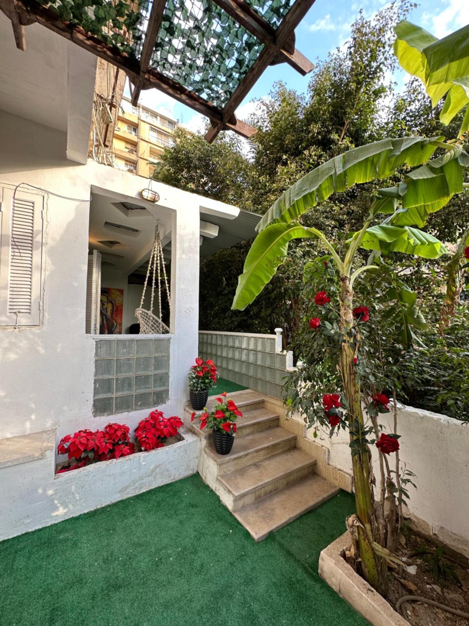 Modern 1-Bedroom Apartment In Zamalek Visits Allowed Il Il Cairo Esterno foto